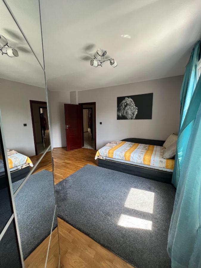 Chaika Sea Apartment Varna Extérieur photo